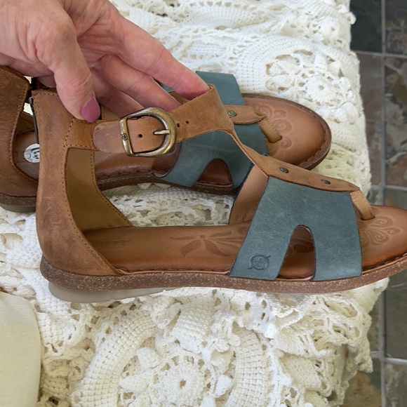 Born leather sandals size 10 - Picture 4 of 7